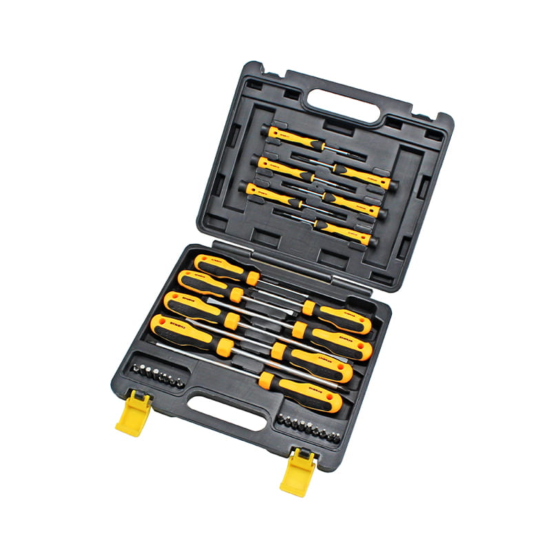 Set bitova BMC Packaging od 32 komada