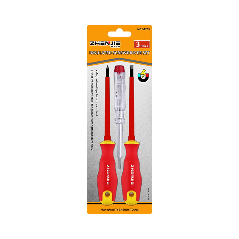 Set od 3 komada CRV izoliranih odvijača s magnetiziranim vrhom i križnim vrhom